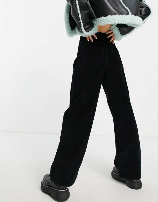 ASOS DESIGN Petite – Locker geschnittene Dad-Jeans aus schwarzem Cord mit hohem Bund, 2 von 4