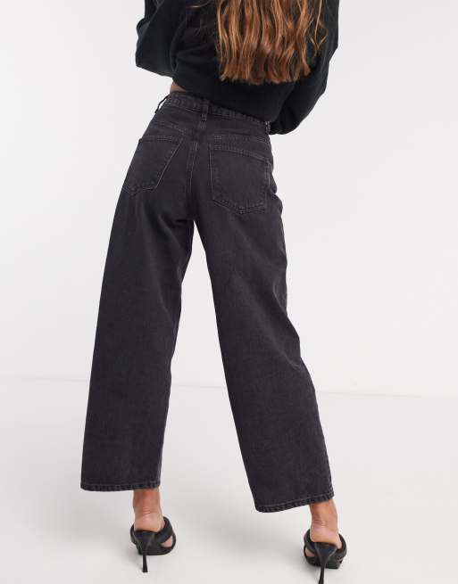 ASOS DESIGN Petite – Locker geschnittene Dad-Jeans in verwaschenem Schwarz mit hohem Bund, 2 von 4