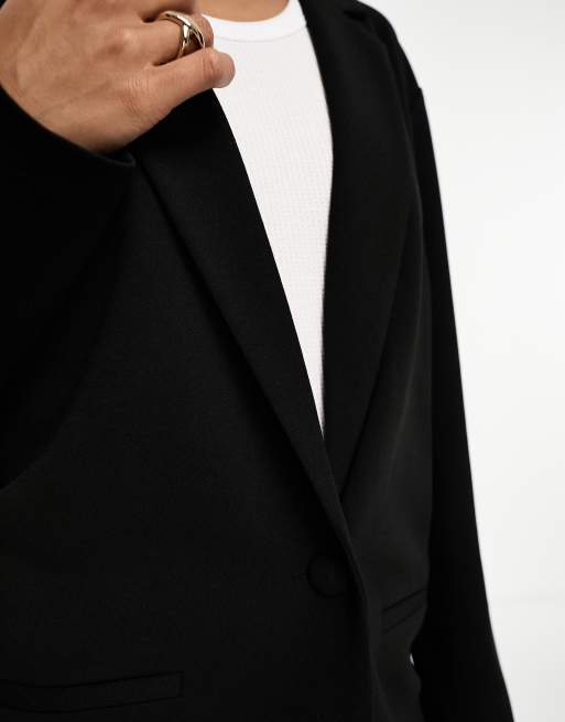 ASOS DESIGN Petite – Locker geschnittener Anzugblazer aus Jersey in Schwarz, 3 von 4