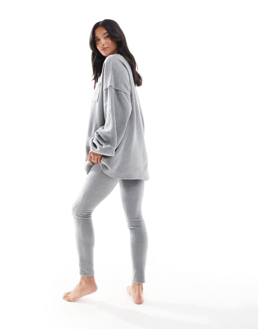 ASOS DESIGN Petite lounge mix & match fleece leggings in light gray, 4 of 4