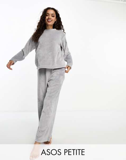 Women's 2025 petite loungewear