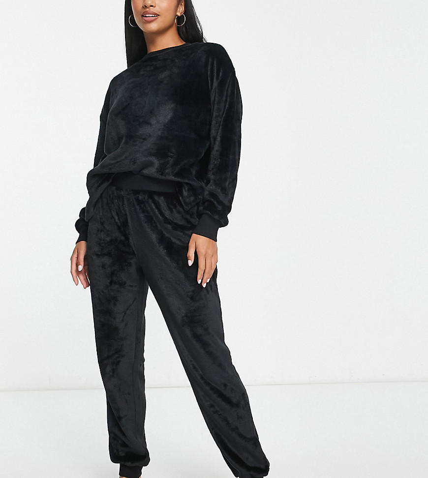 Asos Petite Asos Design Petite Lounge Super Soft Fleece Sweat & Sweatpants Set In Black