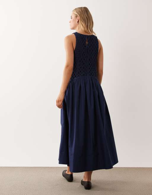 ASOS DESIGN Petite - Marineblå maxikjole med sænket talje og poplin-skørt i makramé, 4 af 4