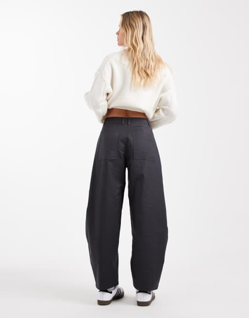 ASOS DESIGN Petite - Marineblå skræddersyede bukser i bomuldssatin med tøndeformede ben , 3 af 5