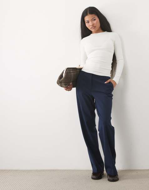 ASOS DESIGN Petite - Marineblå skræddersyede smalle habitbukser med lige ben - view 1