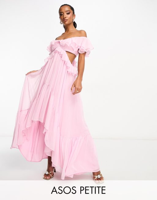 ASOS DESIGN Petite - Maxi jurk met ruches, uitsnijdingen, blote schouders en ongelijke zoom in babyroze