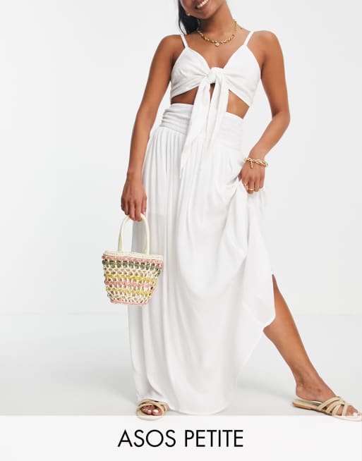ASOS DESIGN Petite - Maxi rok van kreukelstof met gesmokte pand in wit