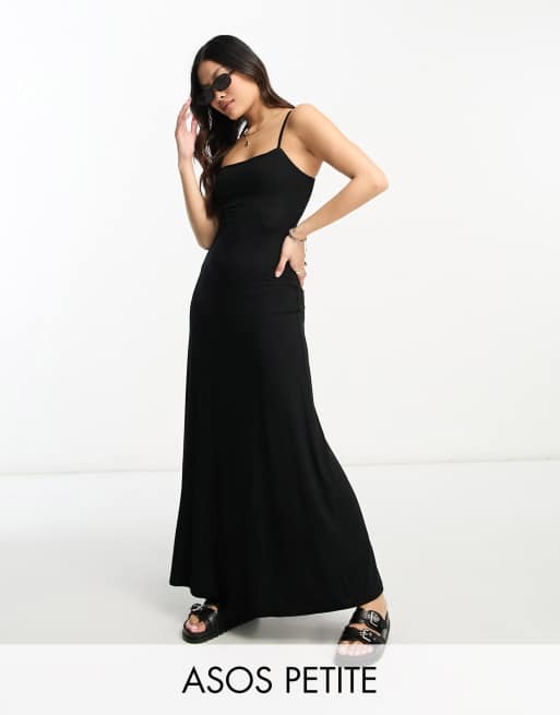 ASOS DESIGN Petite Maxi Tragerkleid in Schwarz mit eckigem Ausschnitt ASOS