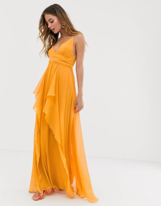 ASOS DESIGN Petite – Maxi-Trägerkleid mit weichem Stufenrock und gerafftem Oberteil, 4 von 4