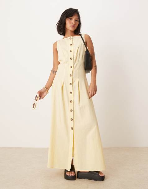 ASOS DESIGN Petite – Maxi-Westenkleid in Buttermilchgelb mit Knopfleiste und U-Boot-Ausschnitt - view 1