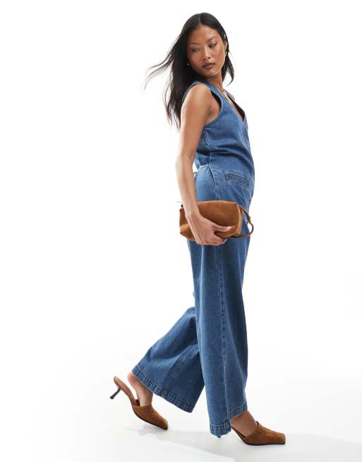 ASOS DESIGN Petite – Mellanblå, ärmlös jumpsuit i denim och ledig passform, 2 av 4