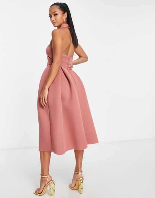 ASOS DESIGN Petite - Midi galajurk met gedraaide halternek en uitsnijding in roze, 2 van 4