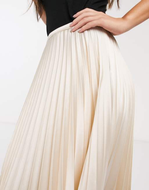 ASOS DESIGN Petite – Midi-Plisseerock aus Satin in Knochenweiß, 3 von 4
