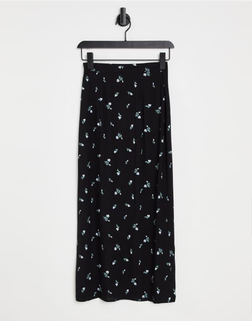 ASOS DESIGN Petite – Midi-Schlupfrock in Schwarz mit Schlitz am Oberschenkel und Blumenmuster, 3 von 4