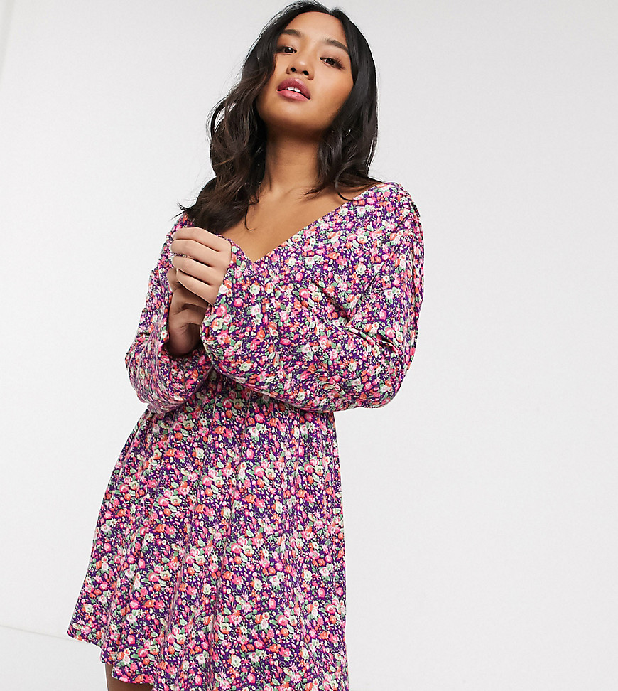 ASOS DESIGN Petite - Mini-jurk met lange mouwen, geplooide taille en fijne roze bloemenprint-Multi