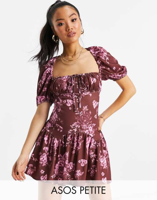 ASOS DESIGN Petite - Mini jurk met vierkante hals en gestrikte achterkant in rozenprint