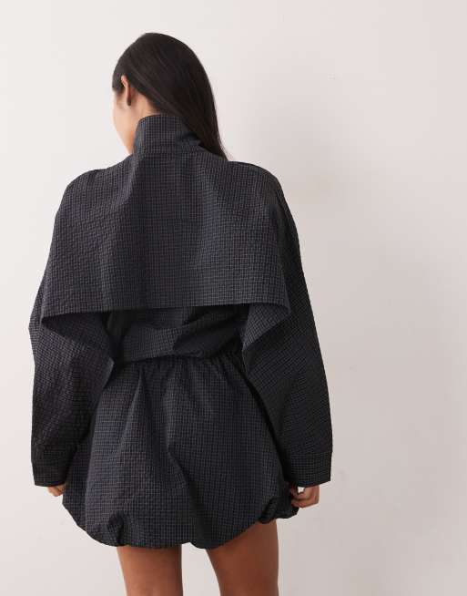 ASOS DESIGN Petite miniklänning med knappar och puffkjol i marinrutig, 4 av 4