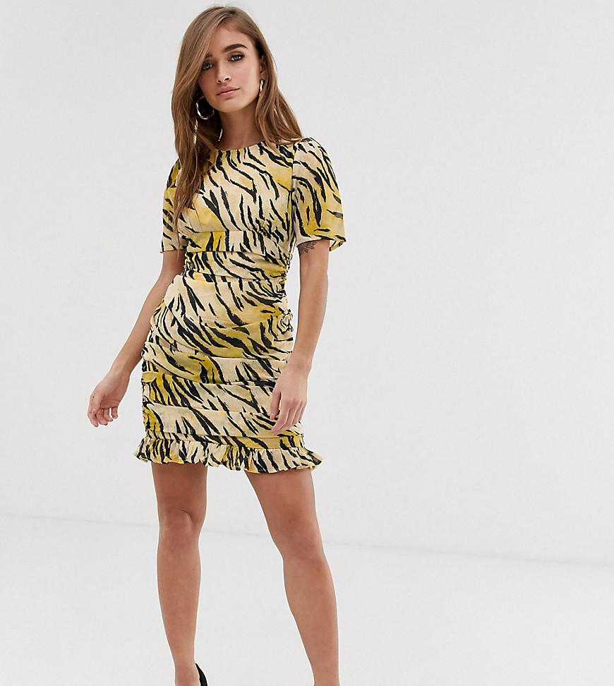 ASOS DESIGN Petite – Miniklänning med naturfärgat tigermönster och ryschad detalj i sidan-Flerfärgad