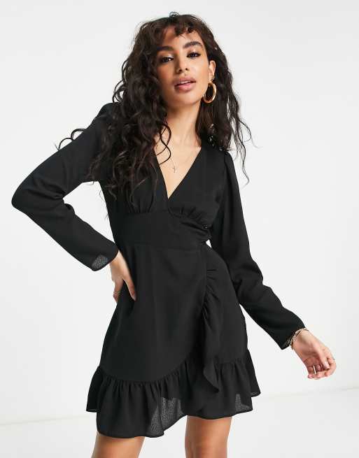 ASOS DESIGN Petite – Minikleid in Schwarz mit Wickel-Design, 4 von 4