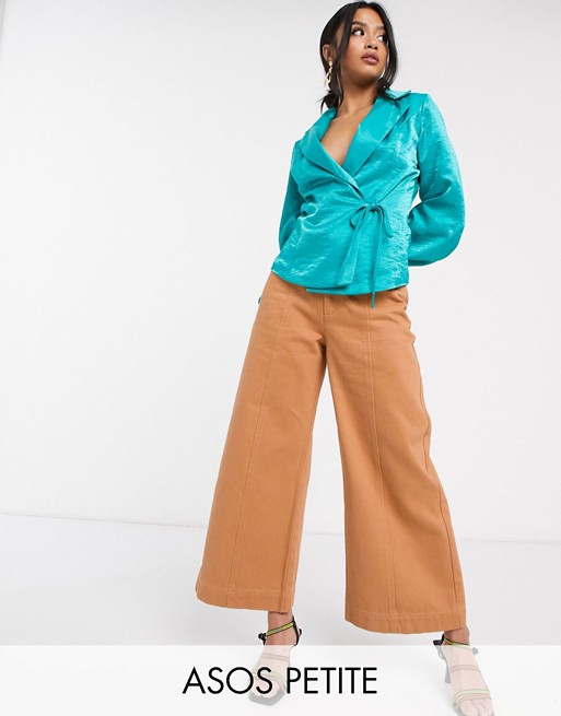 ASOS DESIGN Petite minimal cropped wide leg jeans with seam details