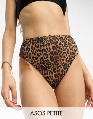 ASOS DESIGN Petite - Mix and Match - Gerippte Bikinihose mit hoher Taille und hohem Beinausschnitt in Leopardenmuster-Bu...