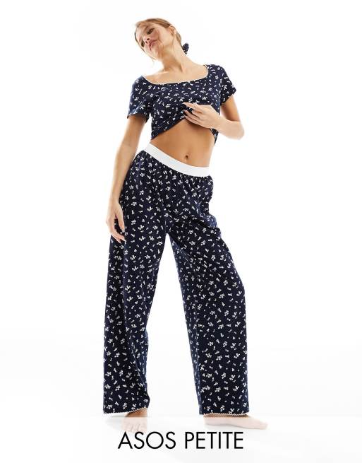 ASOS DESIGN Petite - Mix en match - Pyjamabroek met fijne print, zichtbare tailleband en picotrandje in marineblauw