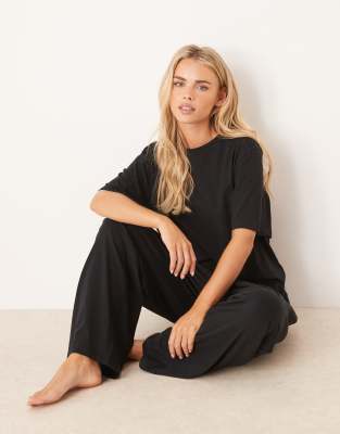ASOS Petite ASOS DESIGN Petite mix & match cotton pyjama trouser in black