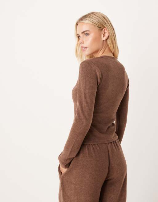 ASOS DESIGN Petite mix & match lightweight fleece cardigan in chocolate brown, 2 of 4