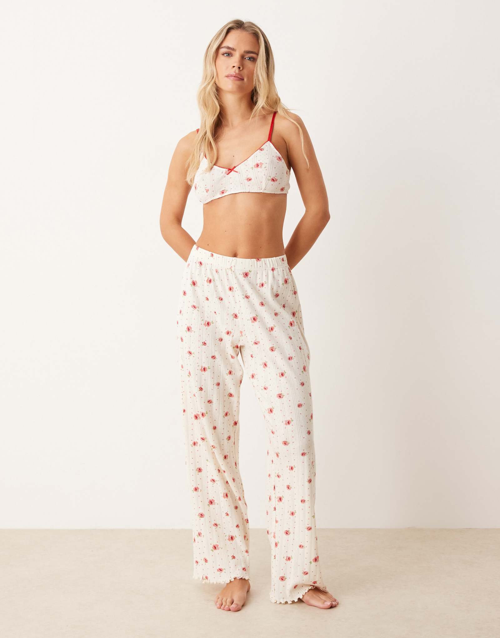 Пижамные брюки ASOS DESIGN Petite mix & match с принтом pointelle ditsy