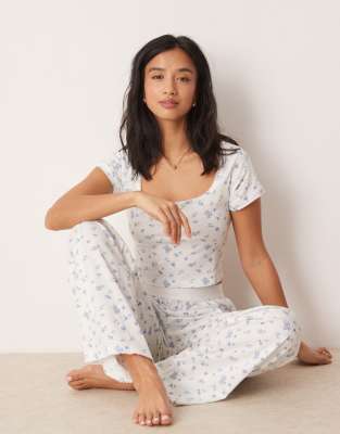 ASOS DESIGN Petite - Mix & Match - Pyjama-Hose mit freiliegendem Bund, Picot-Besatz und Blümchenmuster-Weiß
