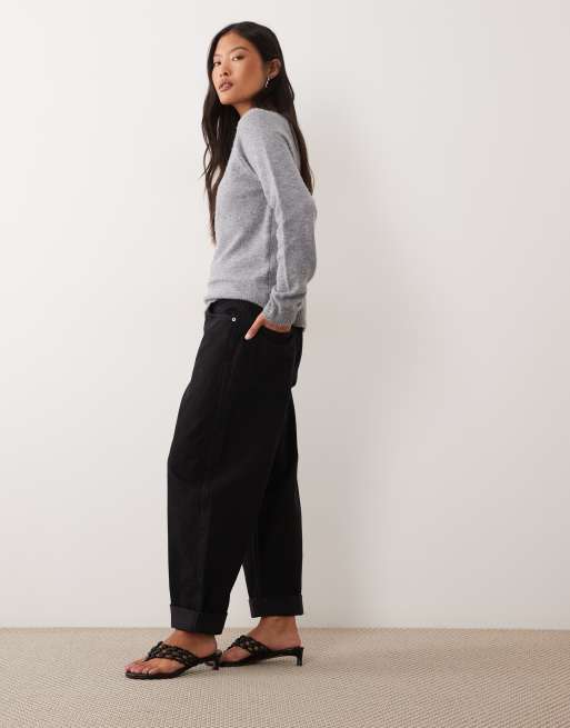 ASOS DESIGN petite mom jeans met omslag in zwart, 2 van 5