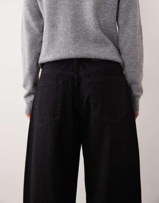 ASOS DESIGN petite mom jeans met omslag in zwart, 5 van 5