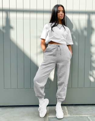 ASOS DESIGN Petite - Oversized joggingbroek in grijs | ASOS