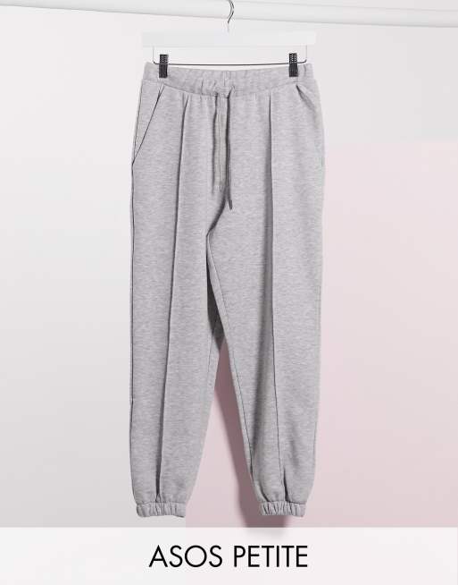 ASOS DESIGN Petite - Oversized joggingbroek met smalle sierplooi in gemêleerd grijs