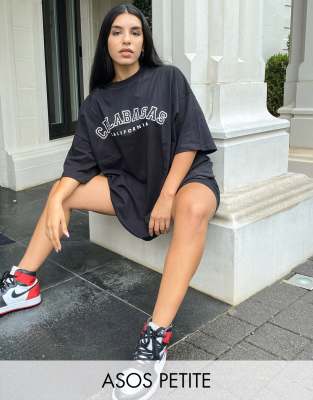 oversized t shirt as a dress