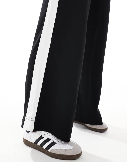 ASOS DESIGN Petite - Pantalon à enfiler avec empiècement contrastant - Noir, 4 de 5