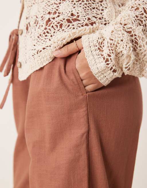 ASOS DESIGN Petite - Pantalon aspect lin à enfiler - Moka, 5 de 5