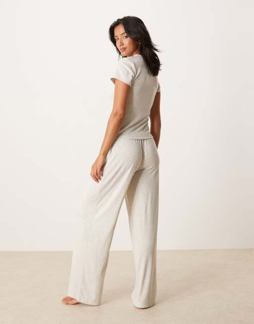 ASOS DESIGN Petite - Pantalon de pyjama à assortir en tissu côtelé - Beige, 4 de 4