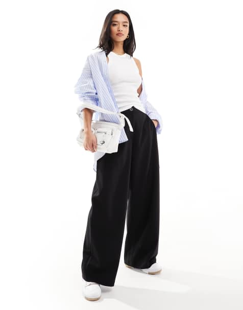 ASOS DESIGN Petite - Pantalon décontracté coupe droite ajustée - Noir - view 1