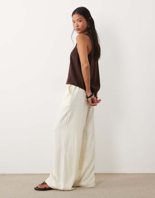 ASOS DESIGN Petite - Pantalon large à pinces en lin mélangé - Crème, 3 de 5