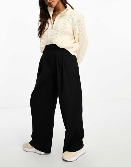 ASOS DESIGN Petite - Pantalon large habillé à pinces - Noir, 3 de 4