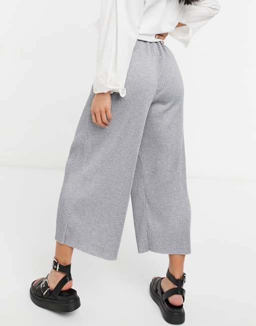 ASOS DESIGN Petite - Pantalon palazzo plissé