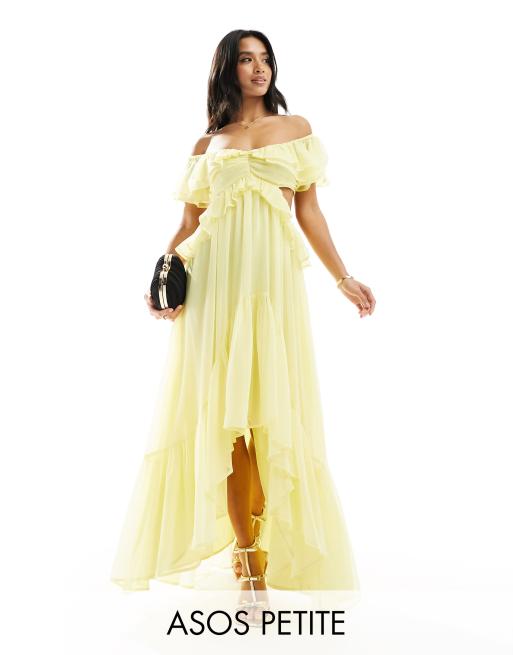 ASOS DESIGN Petite – Pastelowożółta sukienka maxi z wycięciem, odkrytymi ramionami, falbanką i asymetrycznym dołem