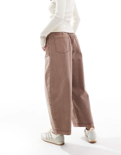ASOS DESIGN Petite pleat front barrel leg pull on trousers in washed mink , 3 of 5