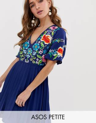 fluffy dresses for juniors