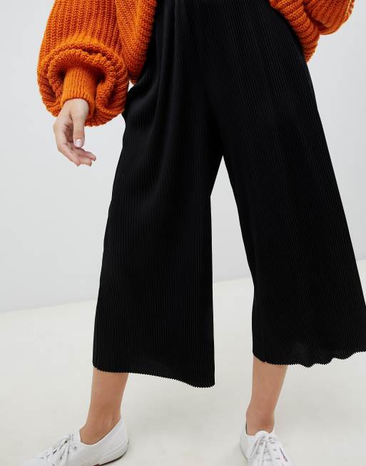 ASOS DESIGN Petite plisse culotte trousers, 3 of 4