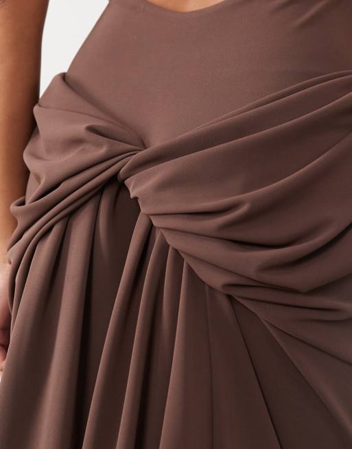 ASOS DESIGN Petite plunge neck midi dress with open back & train detail in chocolate, 2 of 4