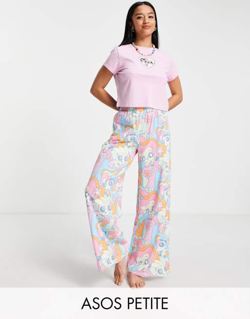 ASOS DESIGN Petite – Powerpuff Girls – Lila pyjamas med T-shirt och byxor