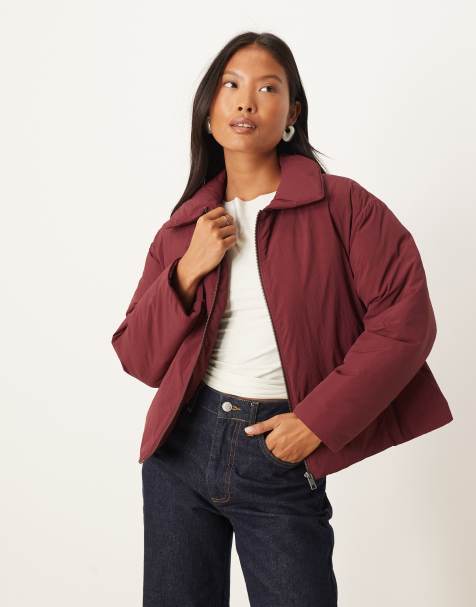 ASOS DESIGN Petite – Pufferjacke in Burgunderrot mit Kragen - view 1