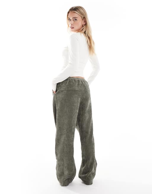 ASOS DESIGN Petite pull on pants in cord in khaki, 3 of 5